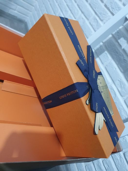 Оригинален  парфюм и опаковка  Louis Vuitton L'immensite 2 ml