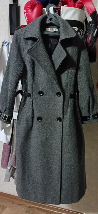 Пальто осенне-весеннее