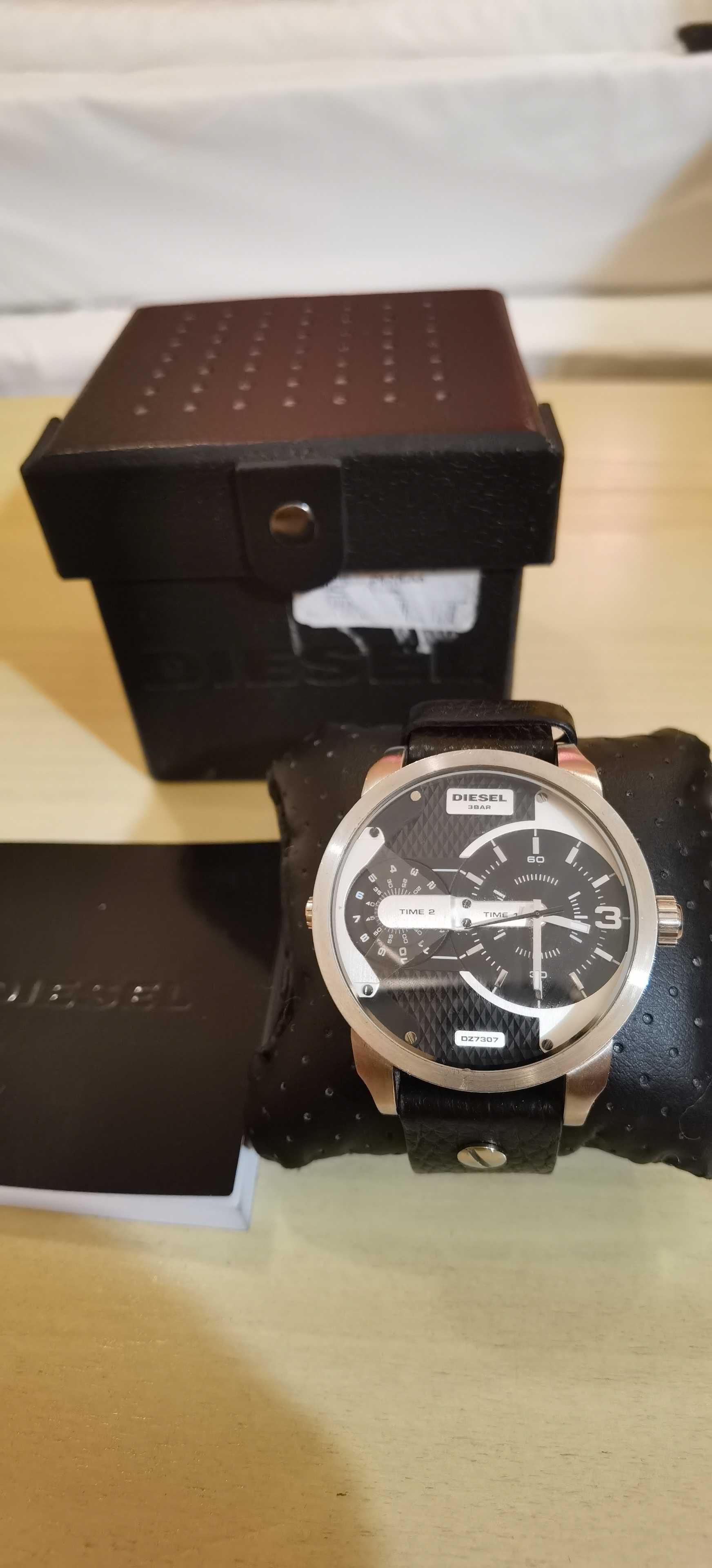 Часовник Diesel.