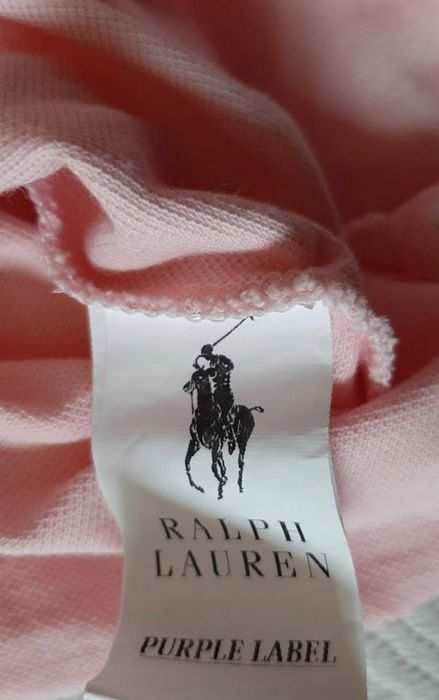 Tricou Ralph Lauren marimea XXL de culoare roz.
Dim.lg.65 cm ,lat 54 c
