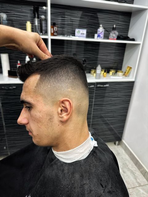 Tuns gratis Donna Carina Academy