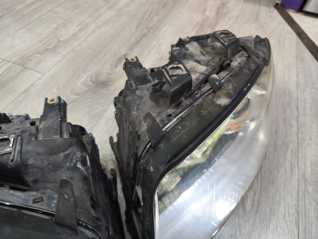 Фарове за Ауди а4 б6  Valeo