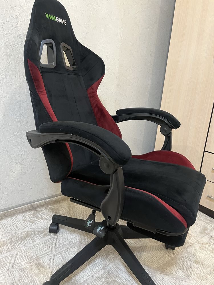 Игровое кресло компьютерное