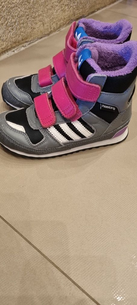 Зимни Adidas боти за сняг