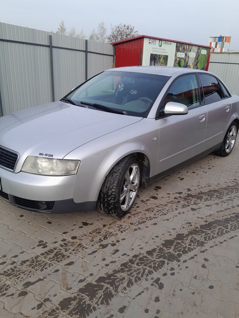 Audi a4 1,6 gpl 2002