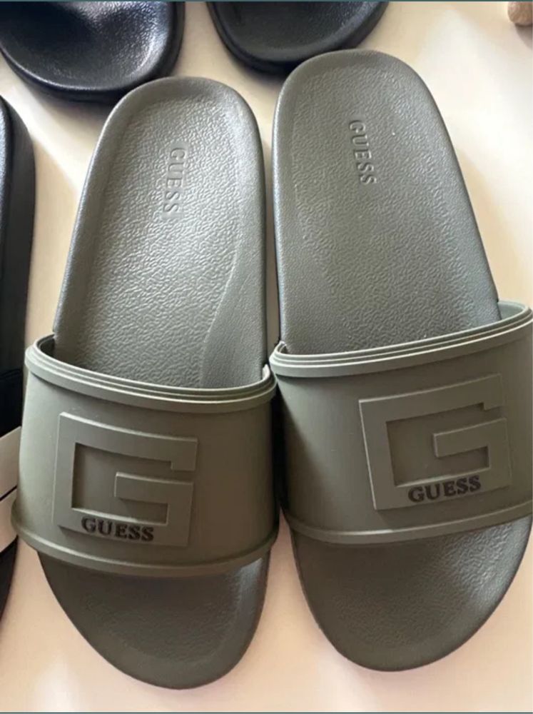 Мъжки джапанки Guess