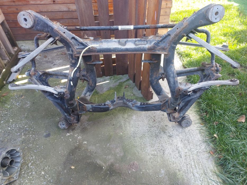 Заден мост Порше Кайен , Ауди Кю 7 , Фолксваген Туарег / Audi Q7 , VW