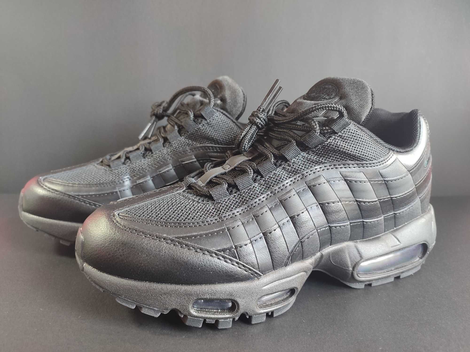 Nike Air Max 95 "Essential Black" - 43 44 45