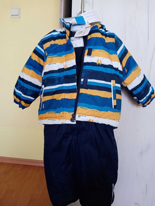 Детски зимен комплект якенце с грейка-гащеризон.За ръст 86 см.
