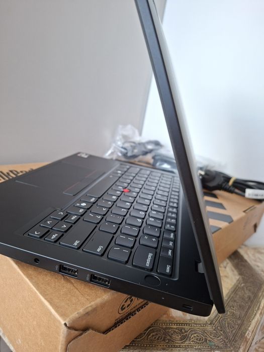 Thinkpad L14 Gen 5, 14"Fhd, Ryzen 7535u, 16Gb, 512Ssd