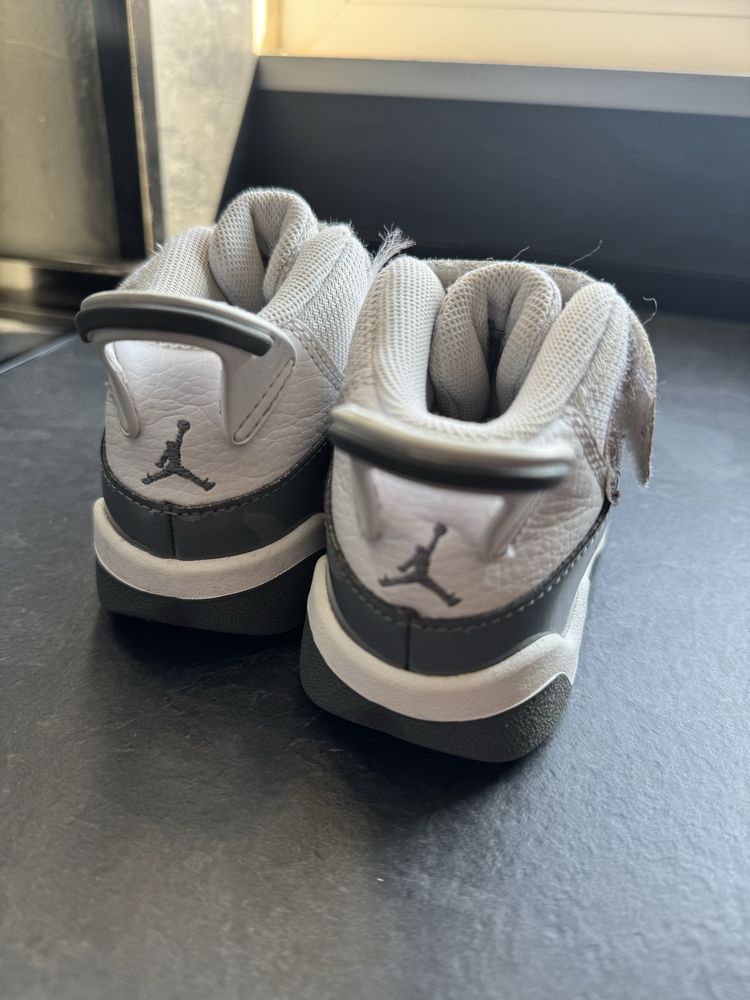 Детски маратонки Nike Jordan