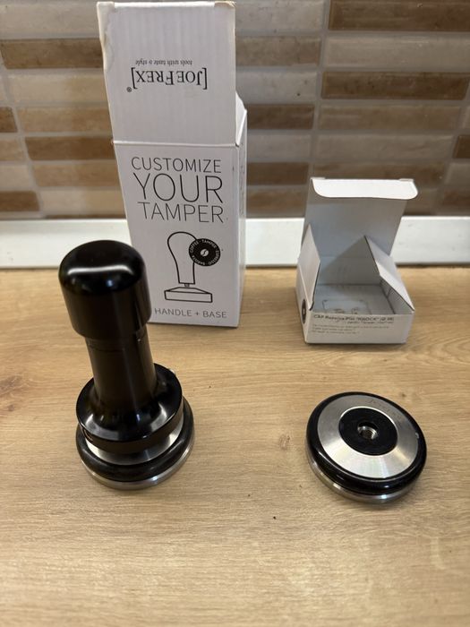 Tamper cafea JoeFrex – personalizabil (mâner + 2 baze: 57 mm și 58 mm)