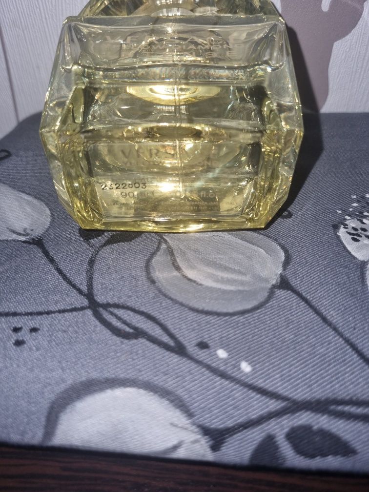 Парфюм Versace Yellow Diamond Intense. 90 ml