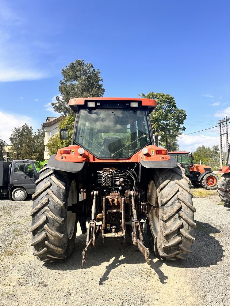 Tractor New Holland G170