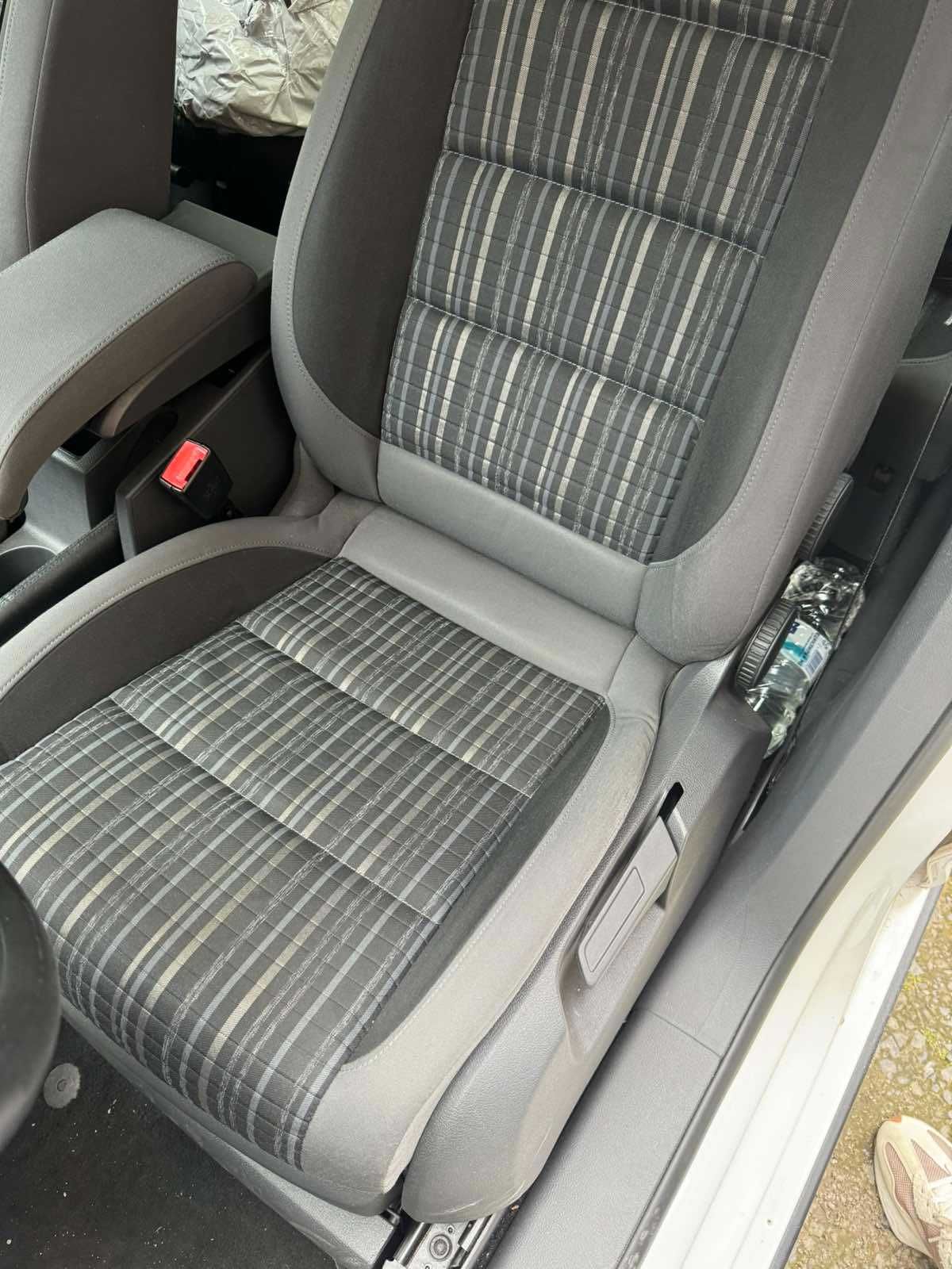 VW Touran R-Line Cross DSG Уникален
