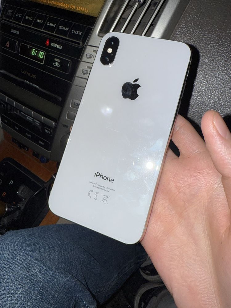 Продам Iphone X 256