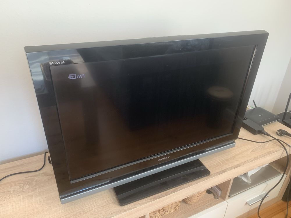 Телевизор Sony 32