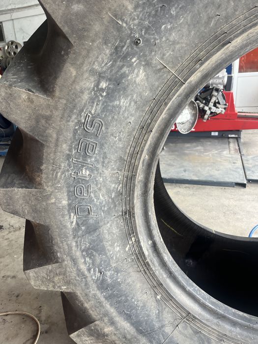 Гума за комбайн 600/70/30