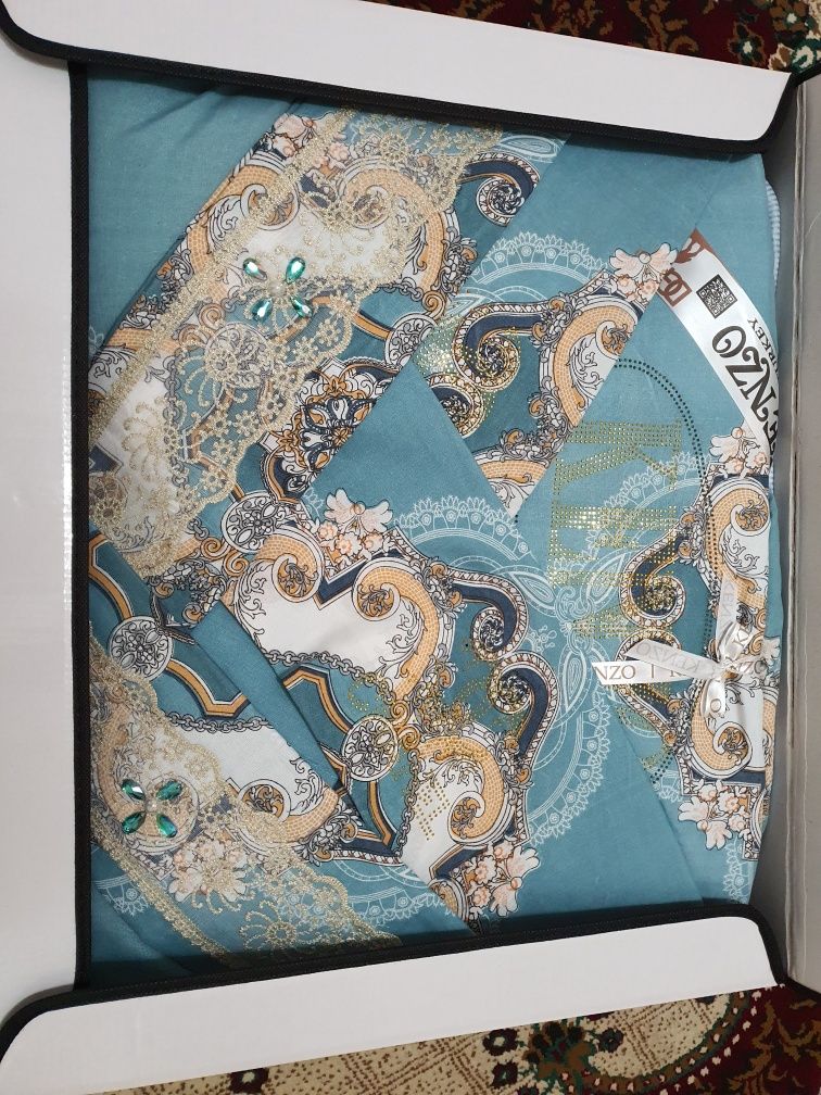 Kenzo firmasidan choyshab komplekt Комплект простыни от фирмы Kenzo