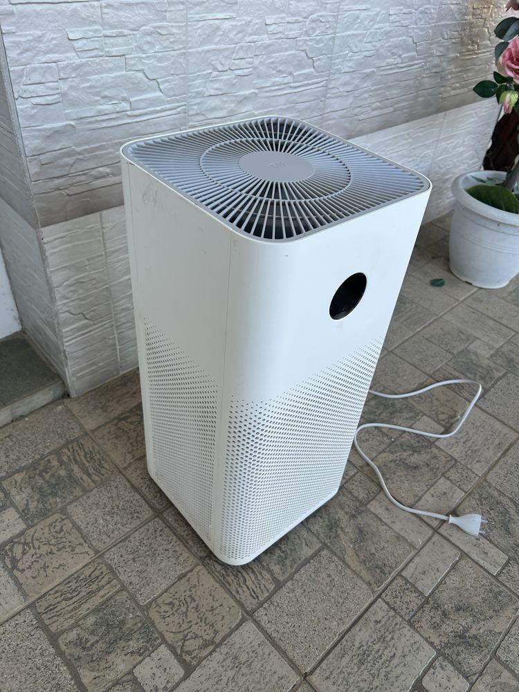 Чисто НОВ!! Въздохопречиствател Xiaomi MI Air Purifier 3Н