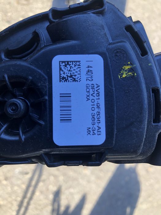 Педал газ,педал съединител за Форд след 2010г.!