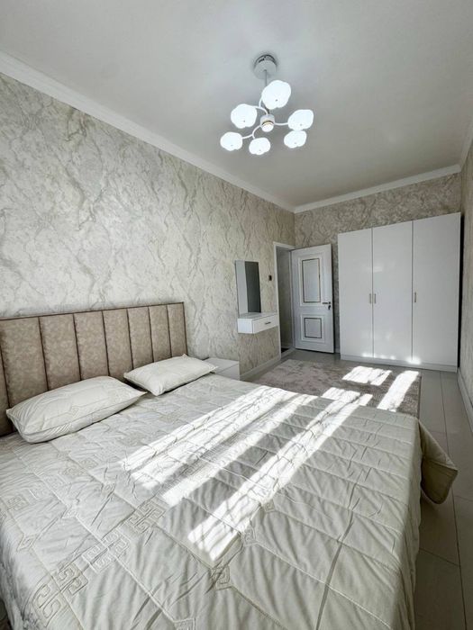 Чиланзар 11 кв Новый Евроремонт 2в3 комнатная.