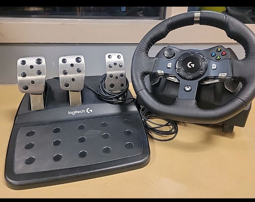 Xbox one s 1tb и logitech g920 комплект