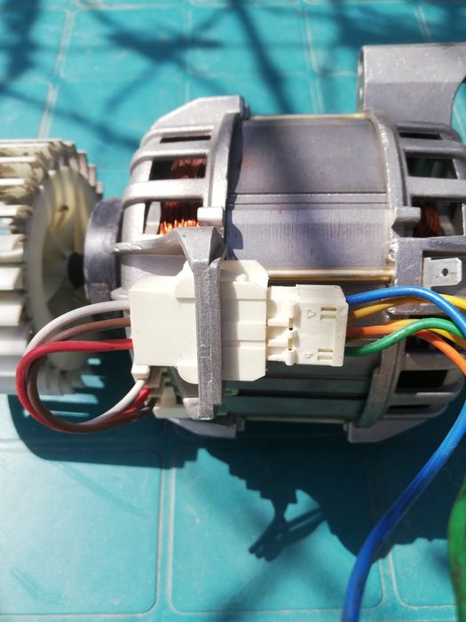Motor.  uscător.   rufe 3 pini