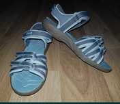 Adidasi Sandale Teva mărimea 29 boost jordan