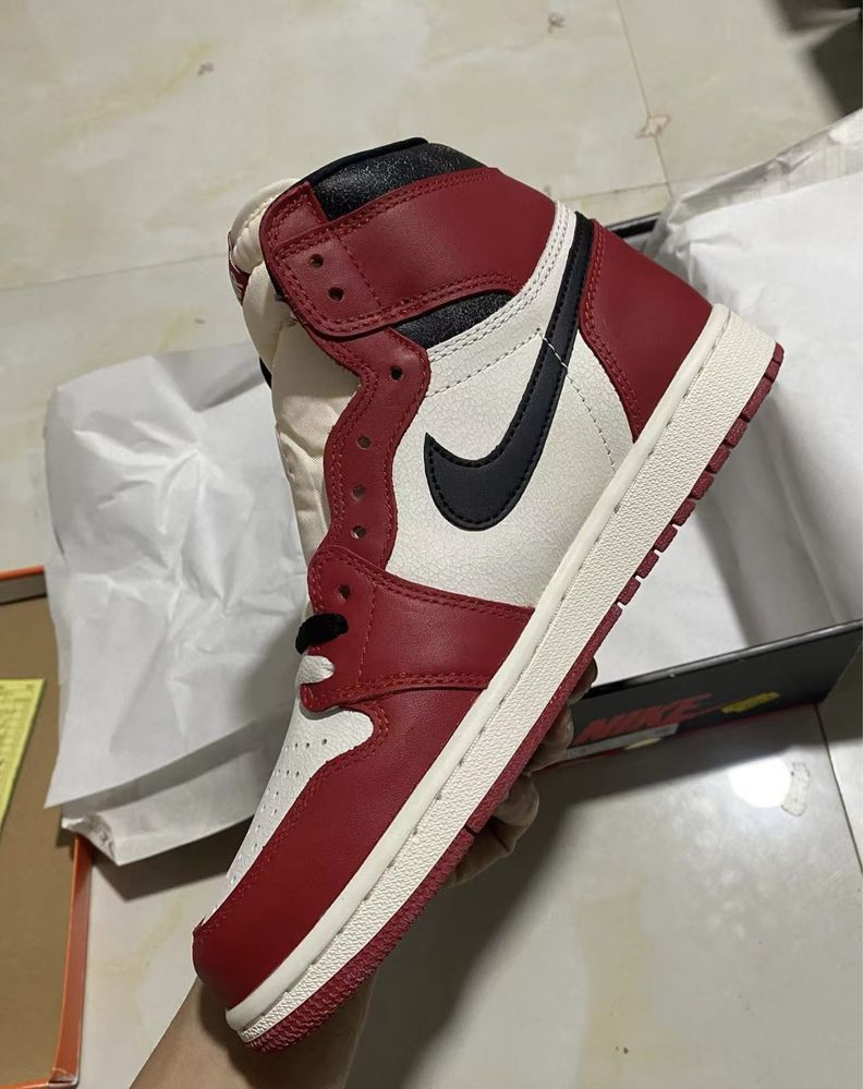 Air Jordan 1 Retro High “Chicago Lost and Found”