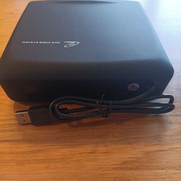 НОВ! USB 2.0 външно стерео с CD/DVD плейър за Android