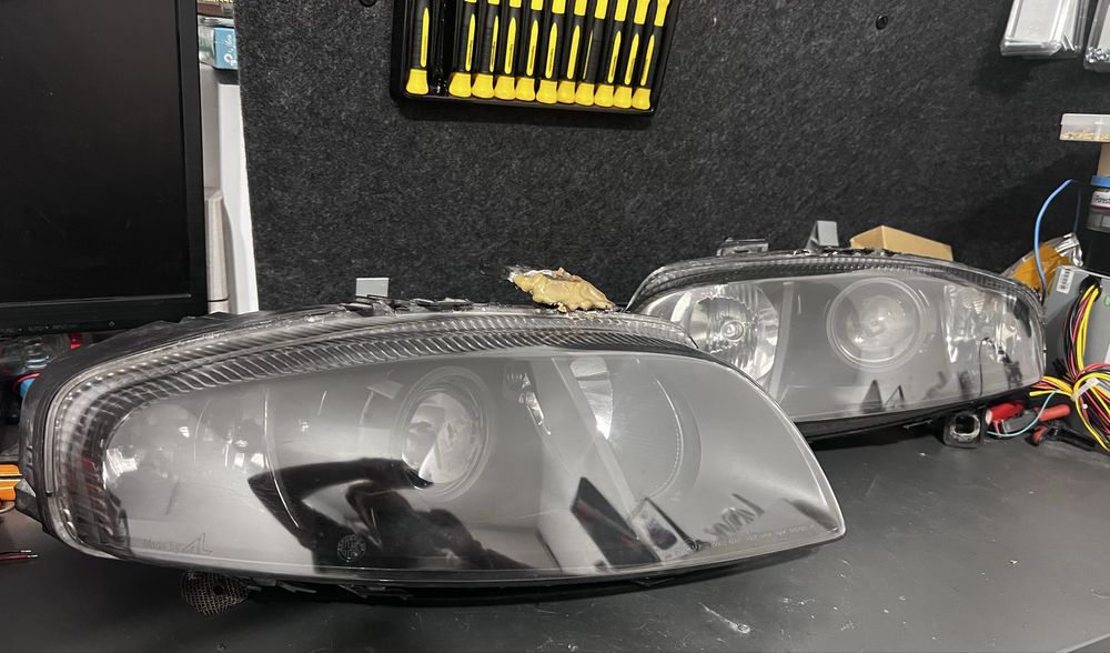 Вграждане на лупи и изработка на фарове/стопове