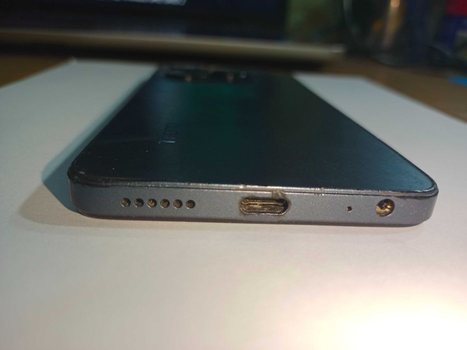 Tecno Spark Go 2024г 128GB Android 13 5000Мач с чехлом