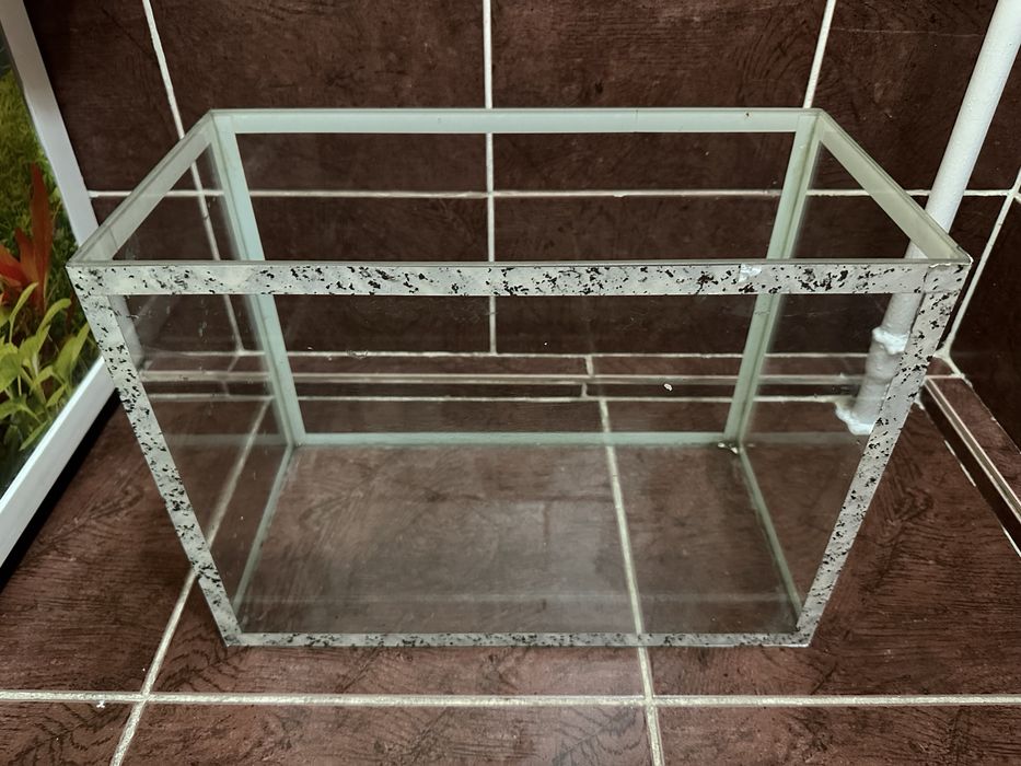 Продам Аквариум Срочно !!!