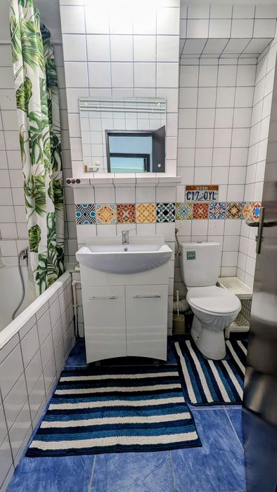 Închiriez Garsoniera GORJULUI cu centrala termica