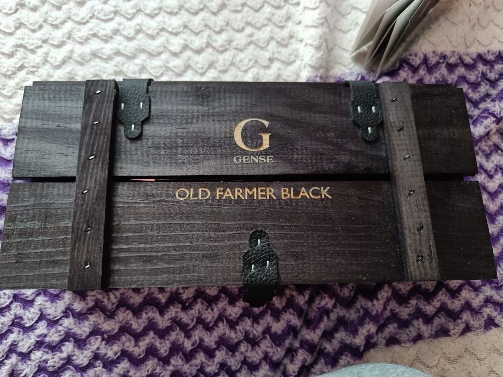 Gennse old fermer black