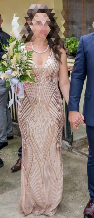 Rochie elegantă pentru ocazii speciale