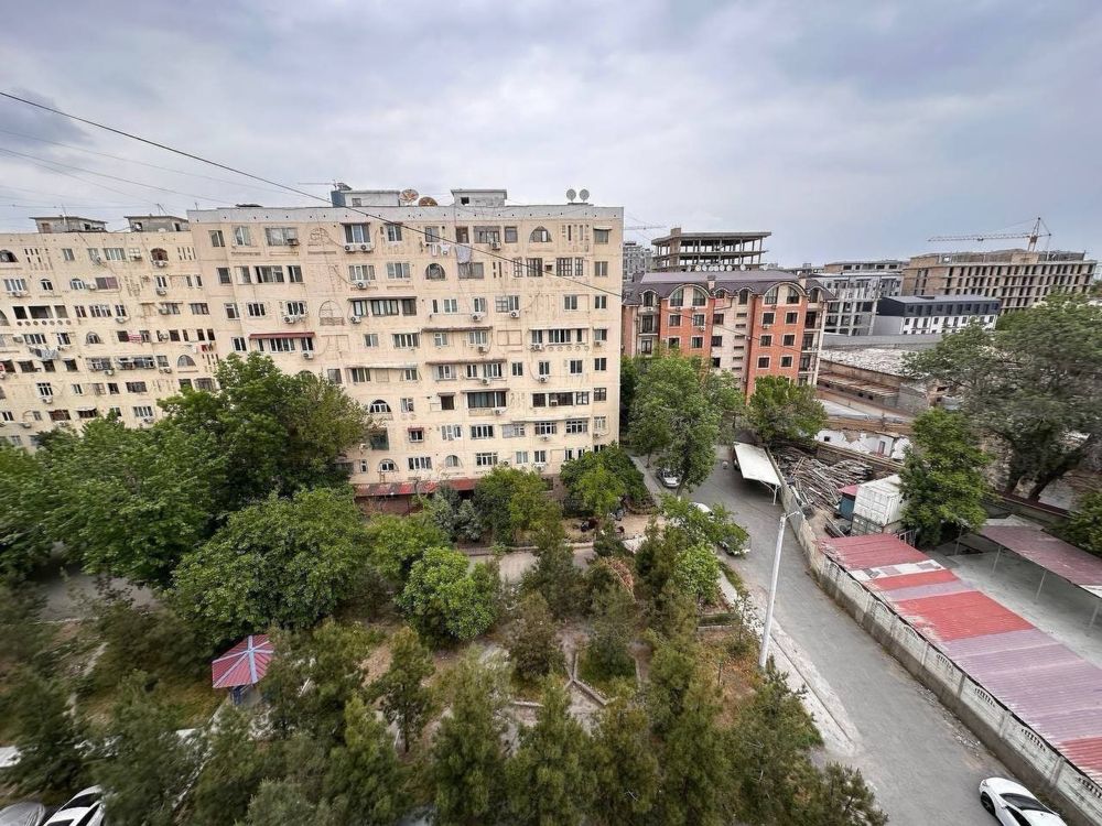 2х комнатная Яккасарай. Улица Бобура. Очень срочно продается