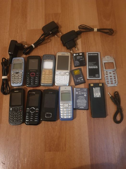 Telefoane pentru piese-încărcătoare