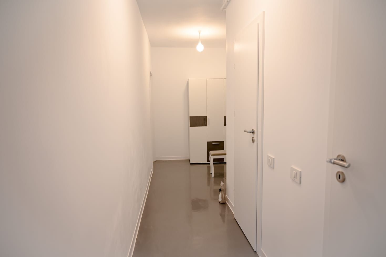Ap central,direct proprietar, 3 cam. , 2 bai,  imobil nou. Vivalia