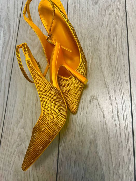 Pantofi Stiletto Sandale Bershka 38 Corai Portocalii Strasuri