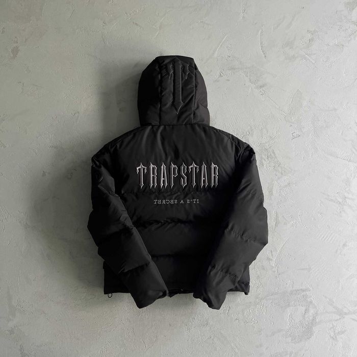 Trapstar яке Black Decoded Puffer 2.0