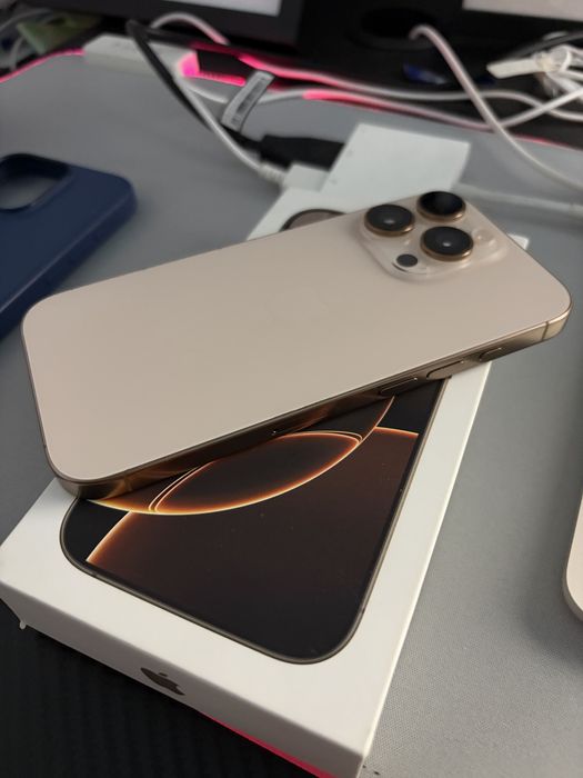 Iphone 16 pro Gold 128GB Garantie