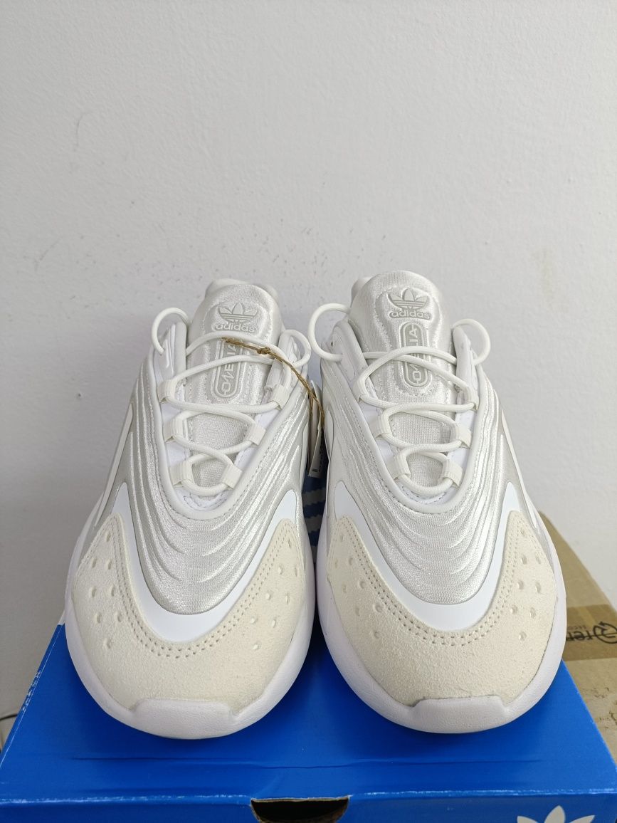 Adidas Ozelia номер 40 и 41 1/3