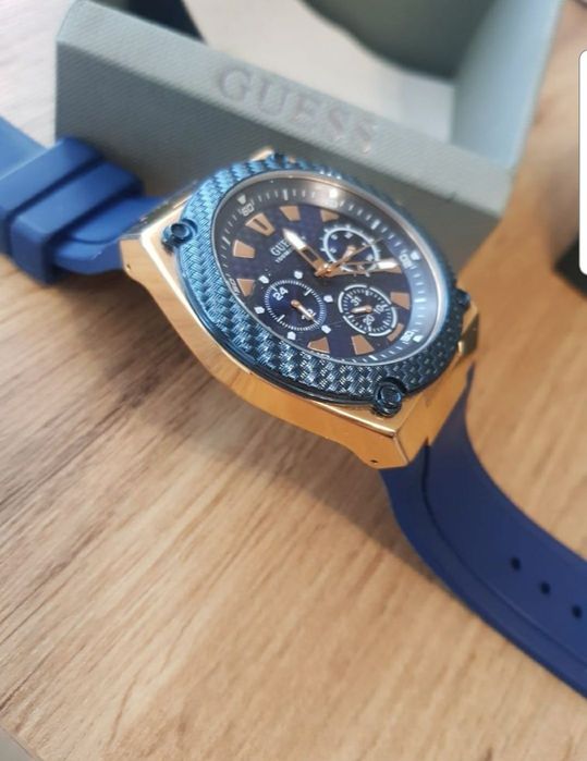 Оригинален часовник "Guess"
