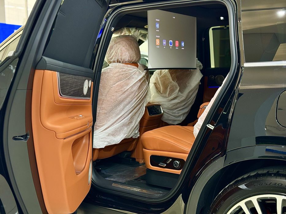 AITO M9 Gibrid (EREV) 2025