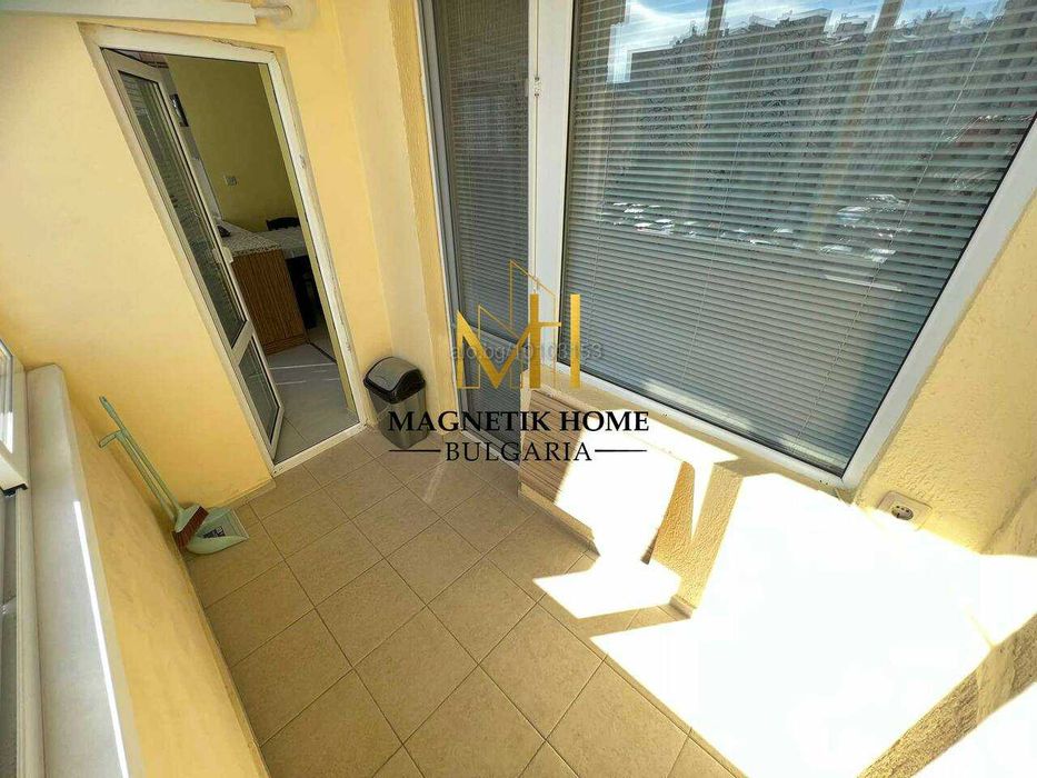 Дава се под наем Двустаен апартамент в Бургас, Славейков - 72 кв.м за 408 € - Снимка #1