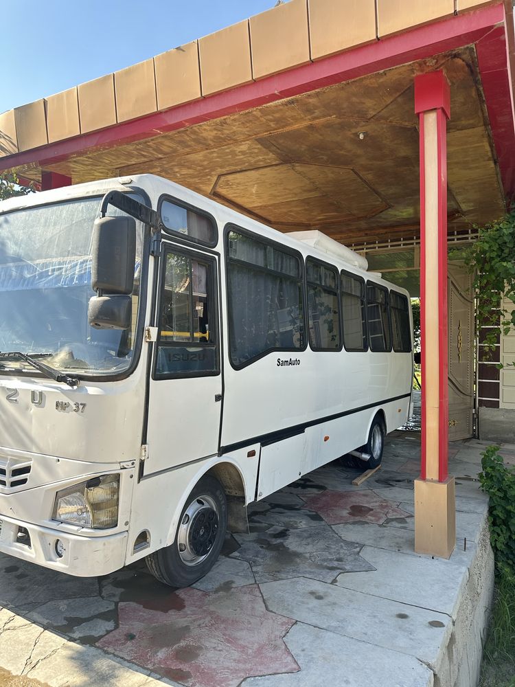 Isuzu 2016 yil holati yaxshi