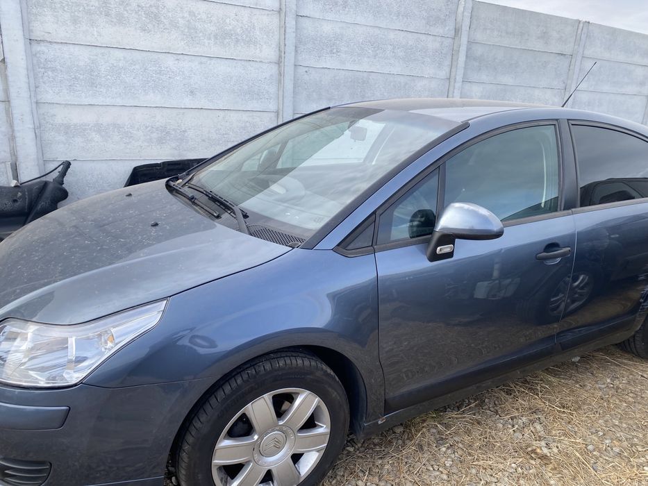 Dezmembrez Citroen c4 1.6 benzina NFU 2004-2009