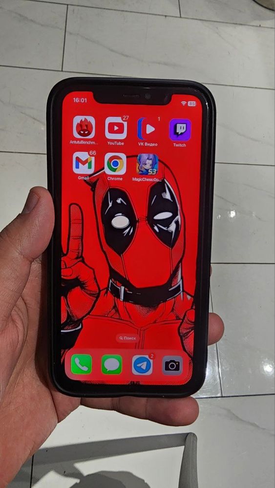 Обменяю на что нибудь Iphone 11 256/4